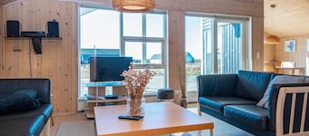 6 Person Holiday Home in Ringkobing-by Traum