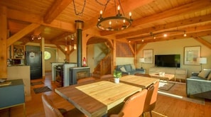 Dining - Oceanfront TimberFrame | Hot Tub | 2+acres (Homer)