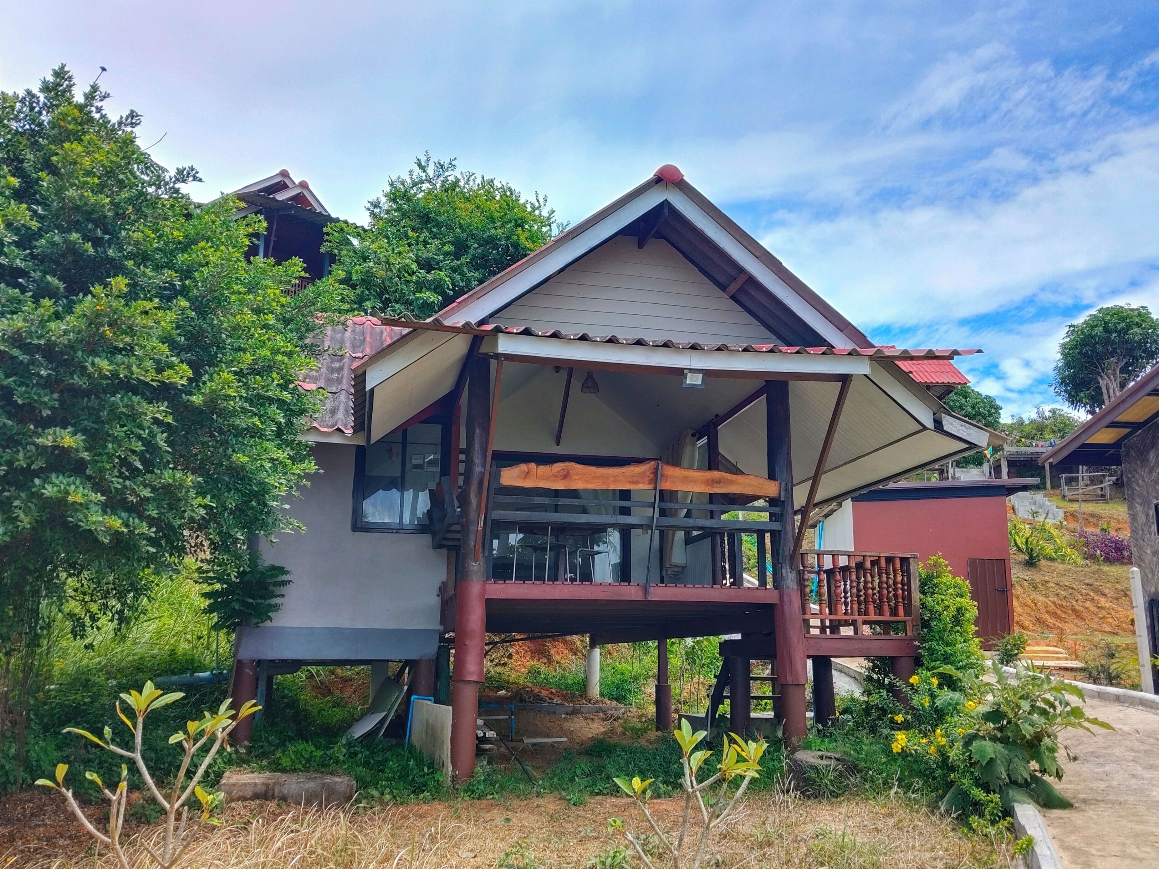 Signature Bungalow | Free WiFi, bed sheets