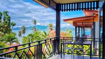 Superior Bungalow | Terrace/patio