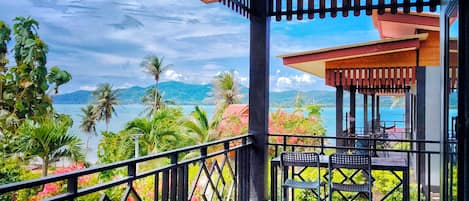Superior Bungalow | Terrace/patio