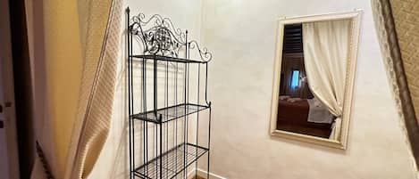 City appartement | Garderobe