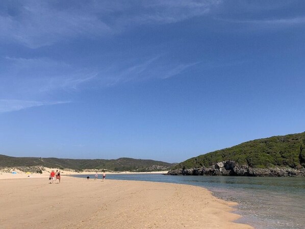 Beach - Holidayhouse in the countryside close to the beach (Aljezur)