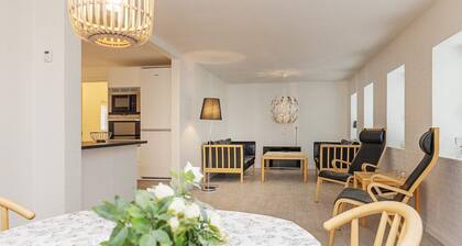 6 Person Holiday Home in Hals
