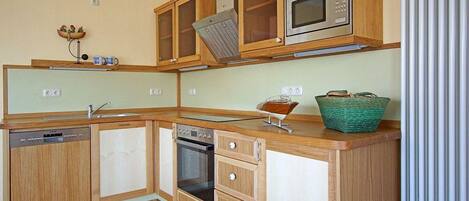 Fridge, oven, dishwasher, toaster