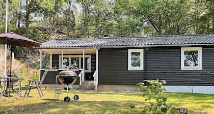6 Person Holiday Home in Rimforsa-by Traum