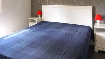 Rumah | 5 kamar tidur dan dilengkapi dengan perabotan berbeda-beda