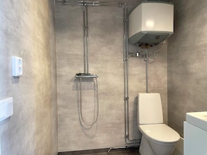 House | Bathroom