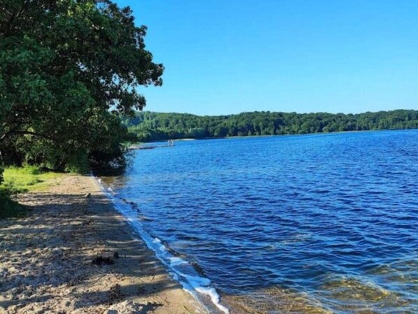 House | Water view - 5 Person Holiday Home in Kolind (Kolind)