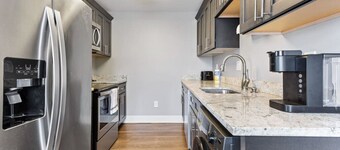 Your Cozy One Bedroom Midtown