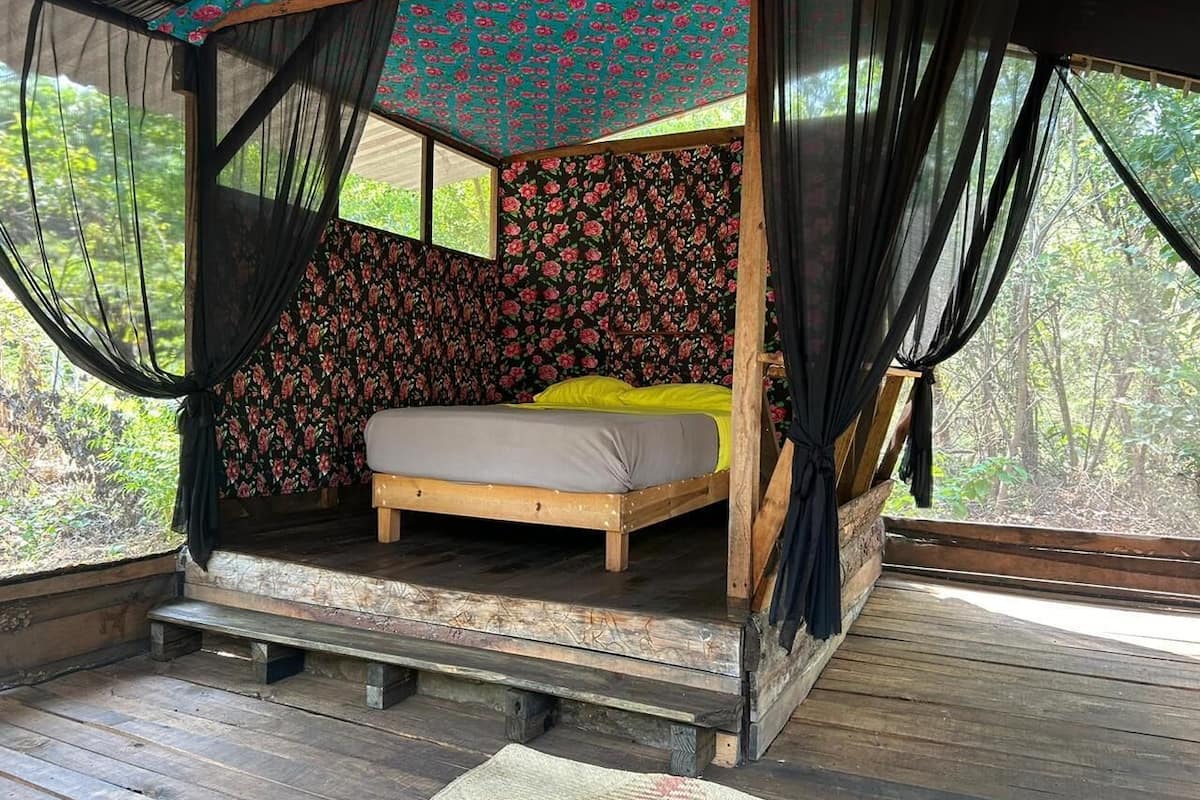 Family Cabin, 1 Bedroom, Garden View, Ground Floor | Memory-foam beds