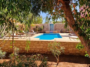 Piscine extérieure, piscine chauffée