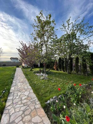 Sundeck - Guest House & Rooms Chris Toros (Teteven)