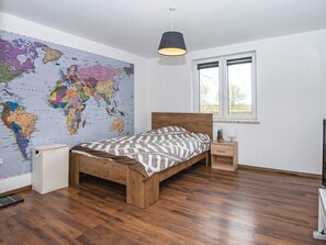 House | 3 bedrooms, individually furnished - 6 Person Holiday Home in Christiansfeld (Christiansfeld)