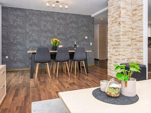House | Dining - 6 Person Holiday Home in Christiansfeld (Christiansfeld)