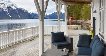 8 Person Holiday Home in Orskog-by Traum