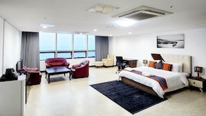 Premium Single Room, 1 Bedroom, Non Smoking, Sea View - The View Hotel (Freetown)