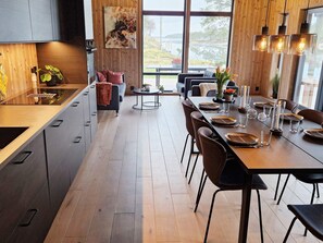 House | Dining - 6 Person Holiday Home in Lindas (Alver)