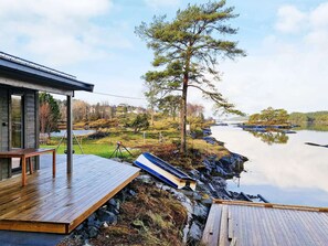 House | Terrace/patio