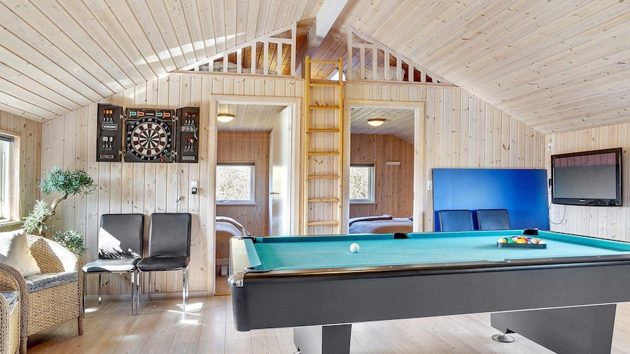 10 Person Holiday Home in Lokken