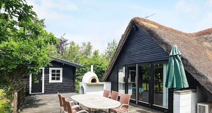 8 Person Holiday Home in Hojslev