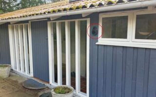House | Exterior detail
