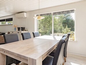 House | Dining