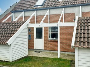 House | Exterior - 4 Person Holiday Home in Kalvehave (Kalvehave)