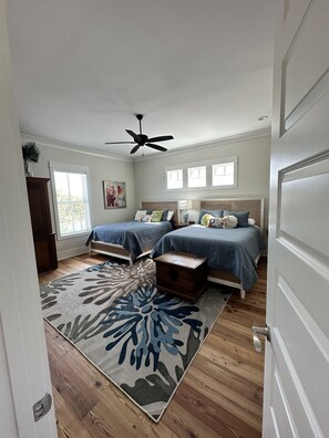 3 habitaciones, tabla de planchar con plancha y wifi gratis 