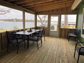 Dining - Romantic Lakefront Retreat: Hot Tub, Private Deck, Screened Porch, Dock & Kayaks (Trinity)