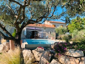 Piscine extérieure, piscine chauffée