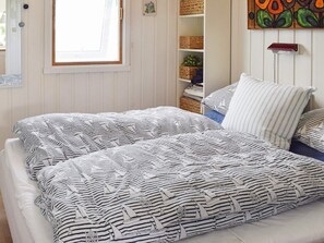 House | 4 bedrooms, individually furnished