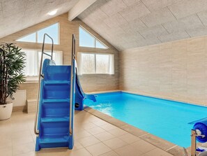 House | Pool