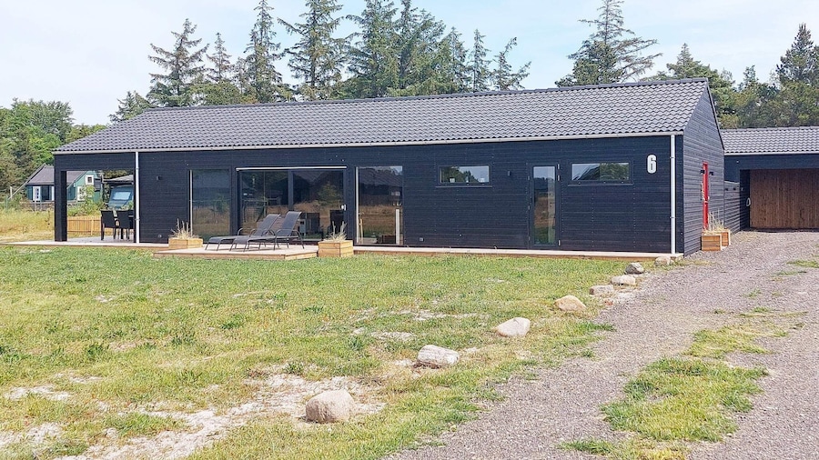 8 Person Holiday Home in Jerup-by Traum