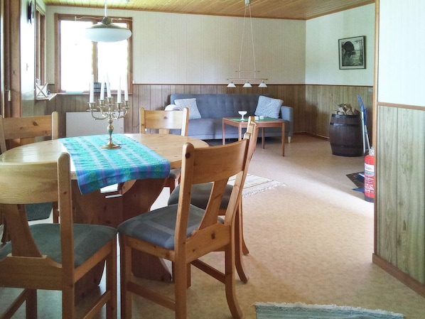 House | Dining