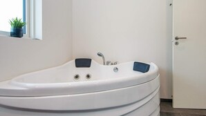 House | Rawatan Spa
