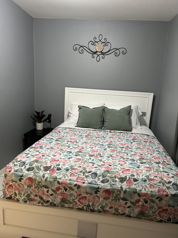 1 bedroom, iron/ironing board, free WiFi, bed sheets