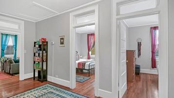 3 bedrooms, desk, iron/ironing board, travel crib