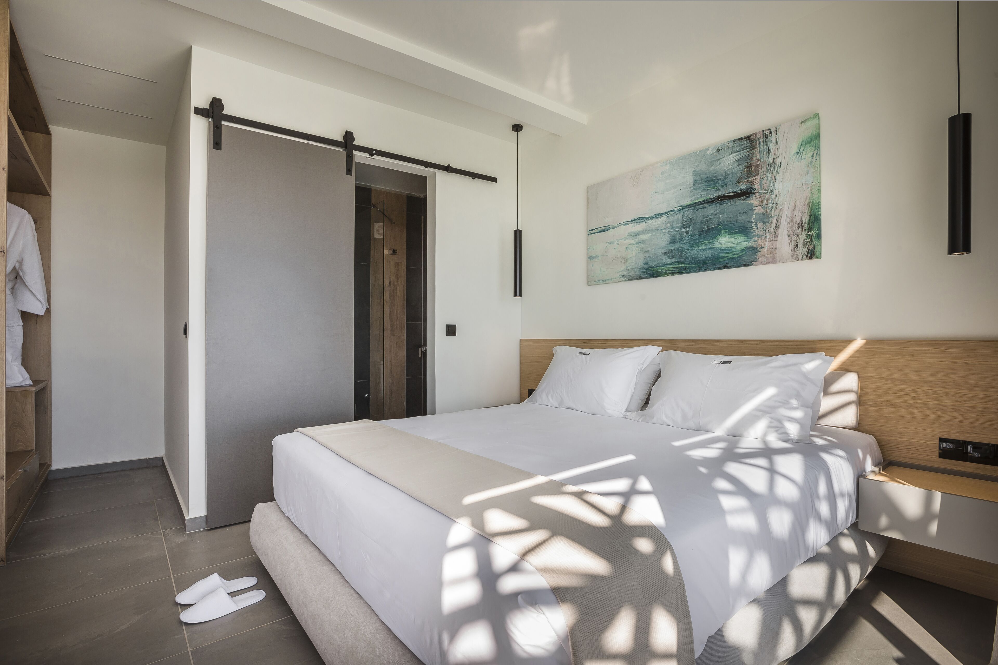 Egyptian cotton sheets, premium bedding, down comforters, in-room safe