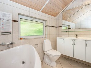 Ferienhaus | Badezimmer