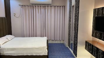 Deluxe Quadruple Room | Free WiFi
