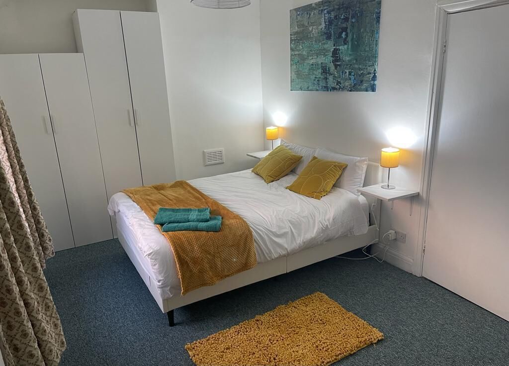 3 bedrooms, in-room safe, desk, iron/ironing board