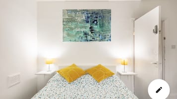 3 bedrooms, in-room safe, desk, iron/ironing board