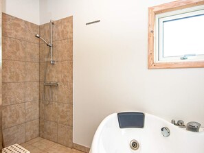 House | Bathroom - 7 Person Holiday Home in Ansager (Ansager)