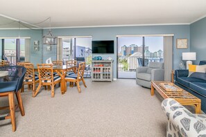 Smart TV, lettore DVD, libri