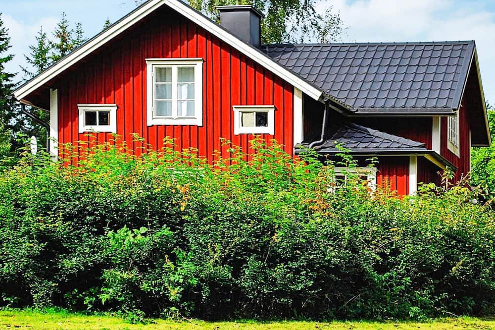 7 Person Holiday Home in Algaras - Finnerödja