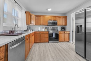 Microwave, oven, stovetop, dishwasher