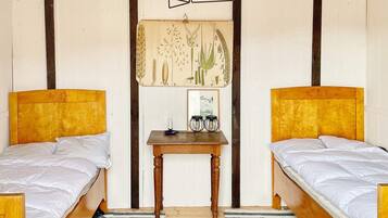 House | 5 bedrooms, individually furnished