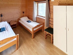 Huoneisto | 2 makuuhuonetta, yksilöllisesti kalustettu