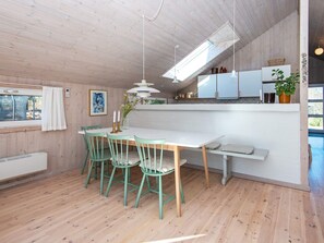 House | Dining